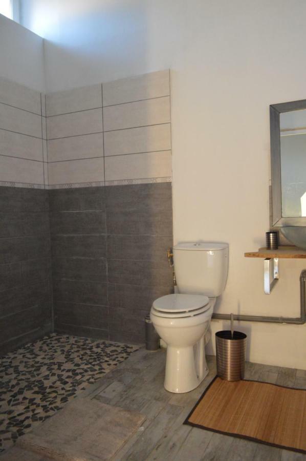 Bed and Breakfast Les Colombines Hombleux Exterior foto